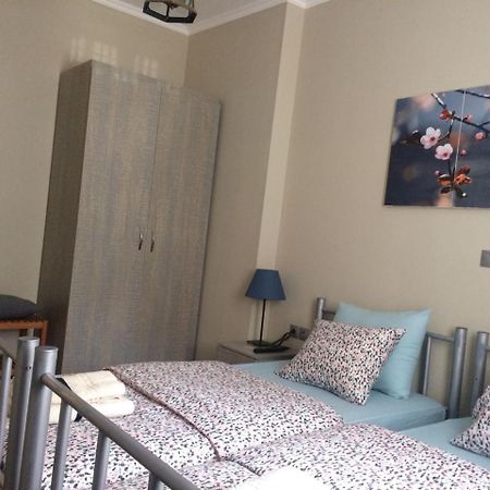 Petro'S Apartment Korce Bagian luar foto
