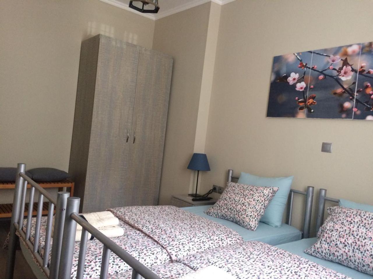 Petro'S Apartment Korce Bagian luar foto